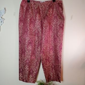 Paisley Elastic-Waist Cropped Pants in Pink